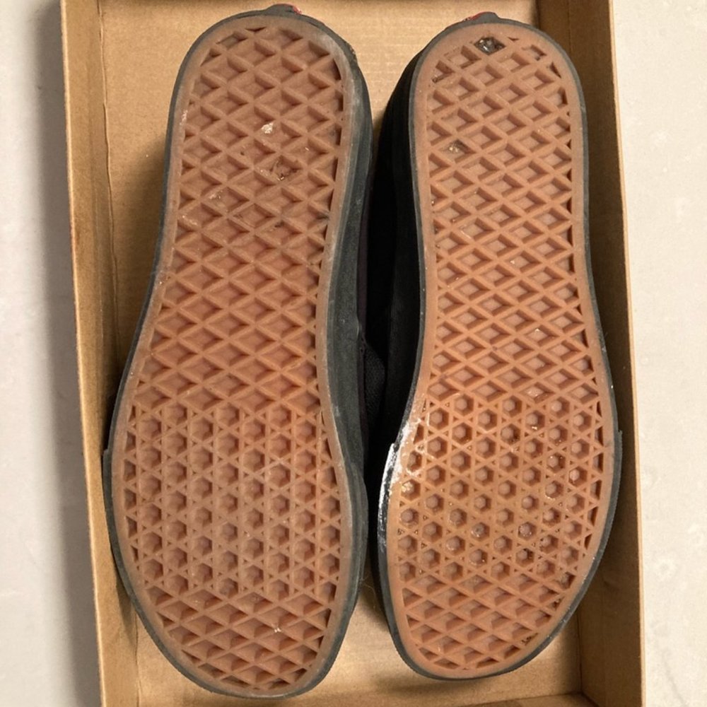 Vans Authentic Core Classics - image 4